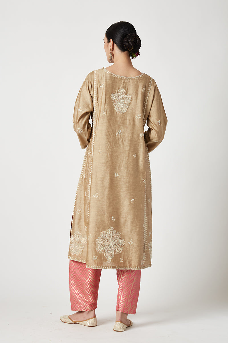 Inaya Embroidered Kurta Set (3Pcs)