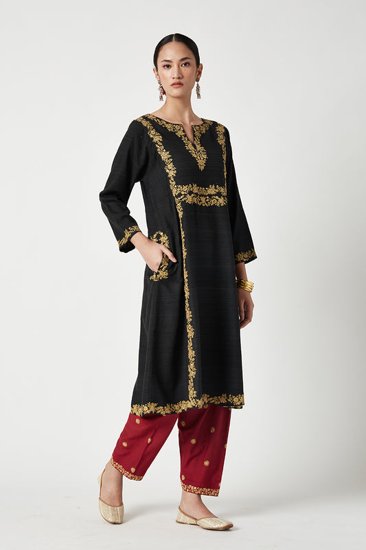Ishtar Embroidered Kurta Set (3Pcs)
