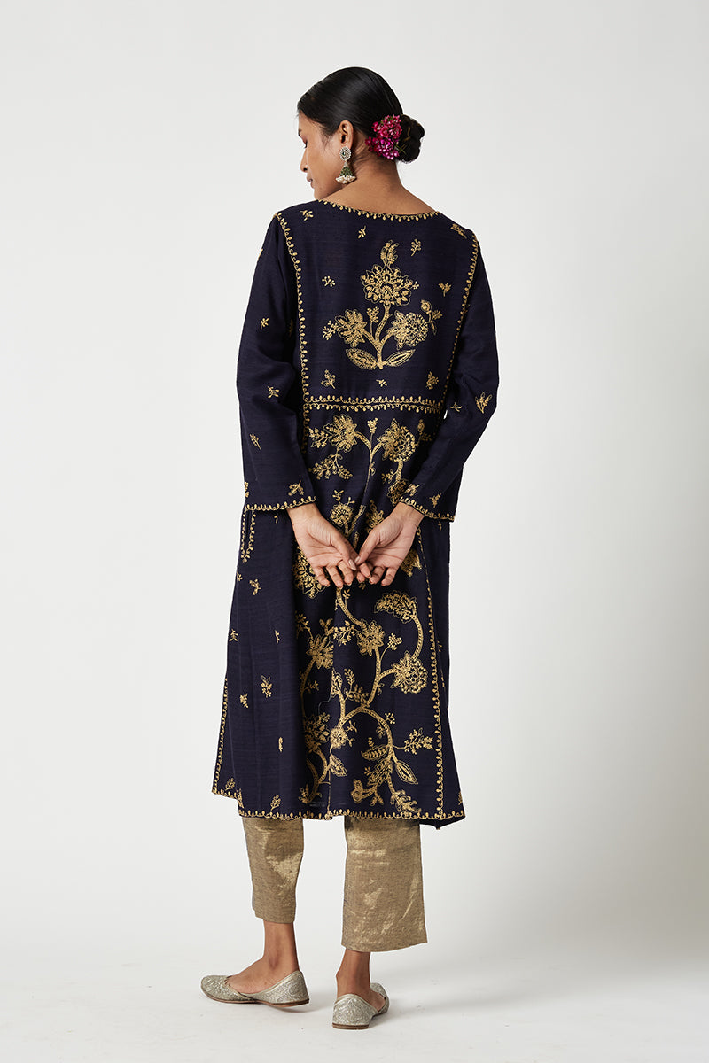 Layla Embroidered Kurta Set