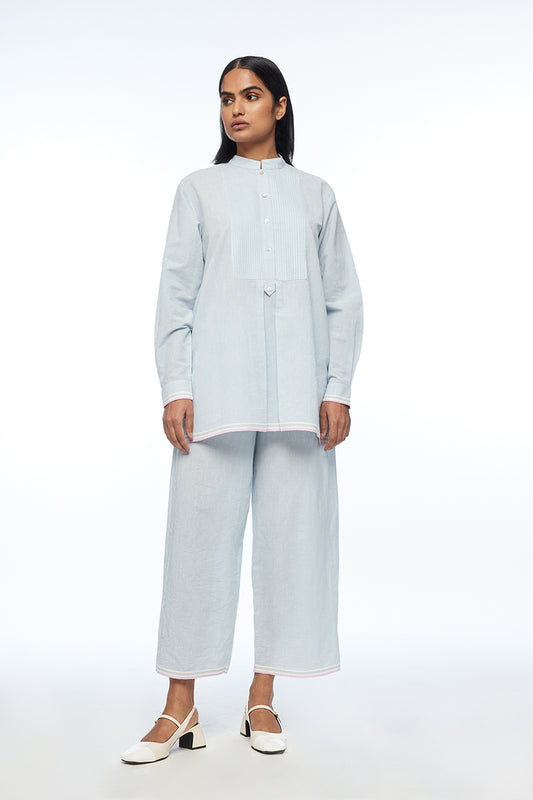 Mandonii Yoke Pleated Top