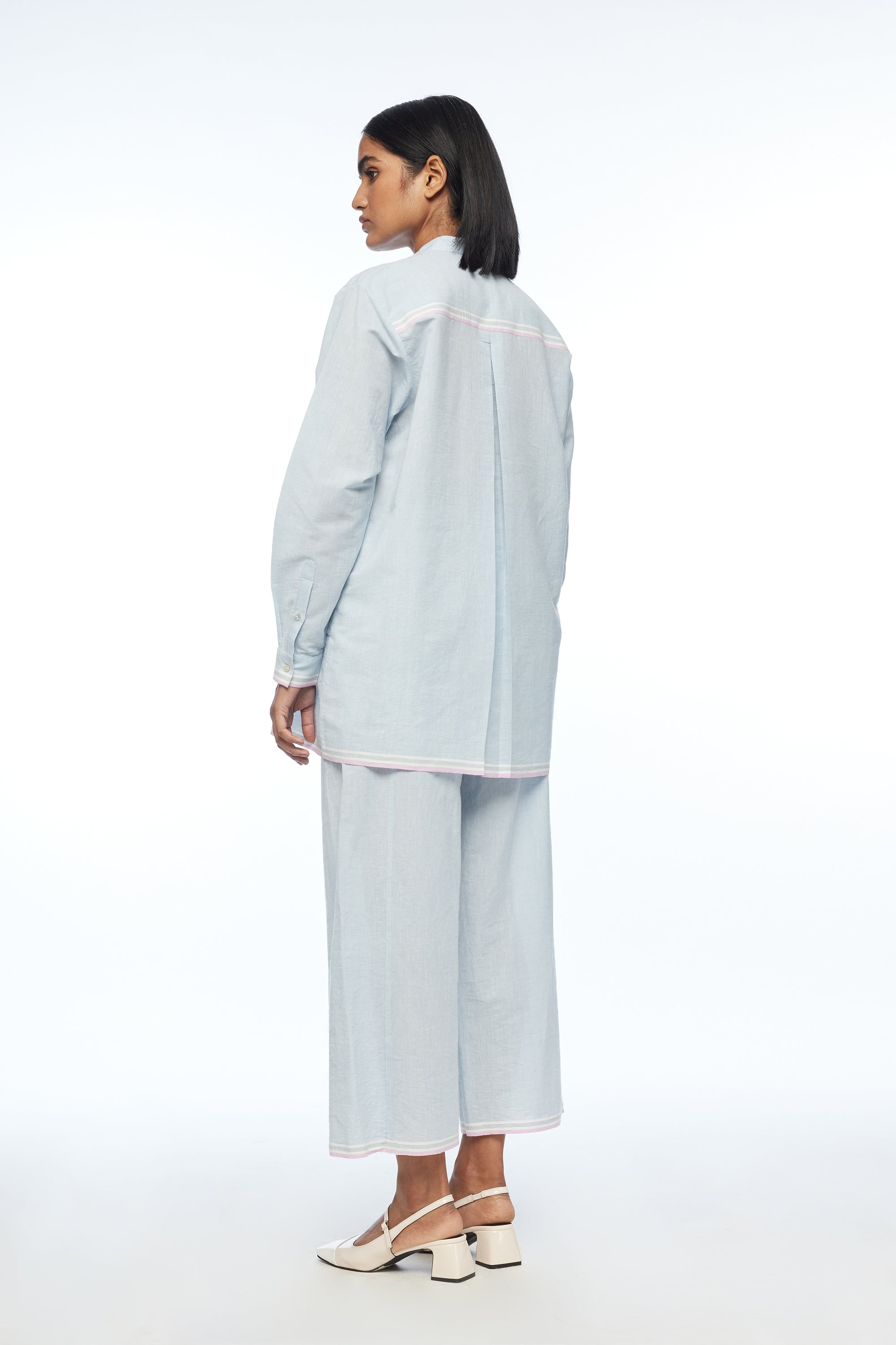 Mandonii Yoke Pleated Top