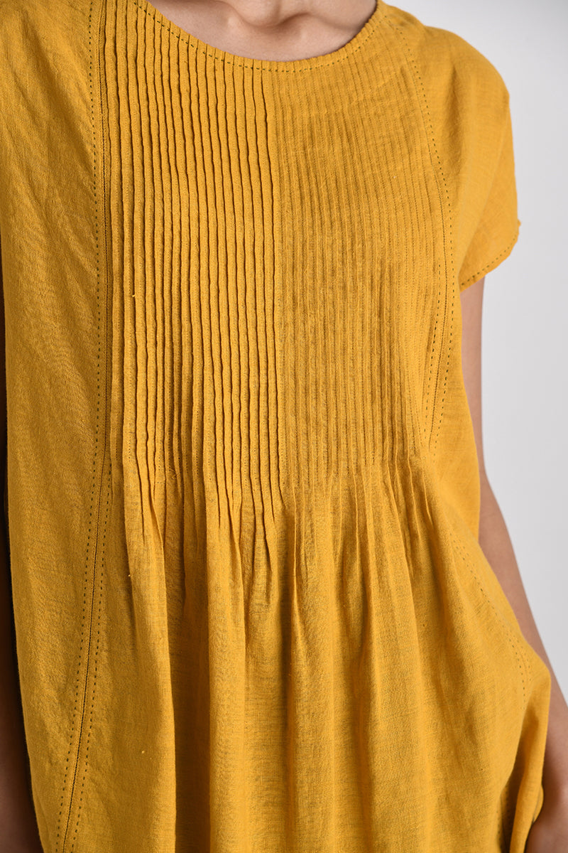 Arbrito Pleated Top