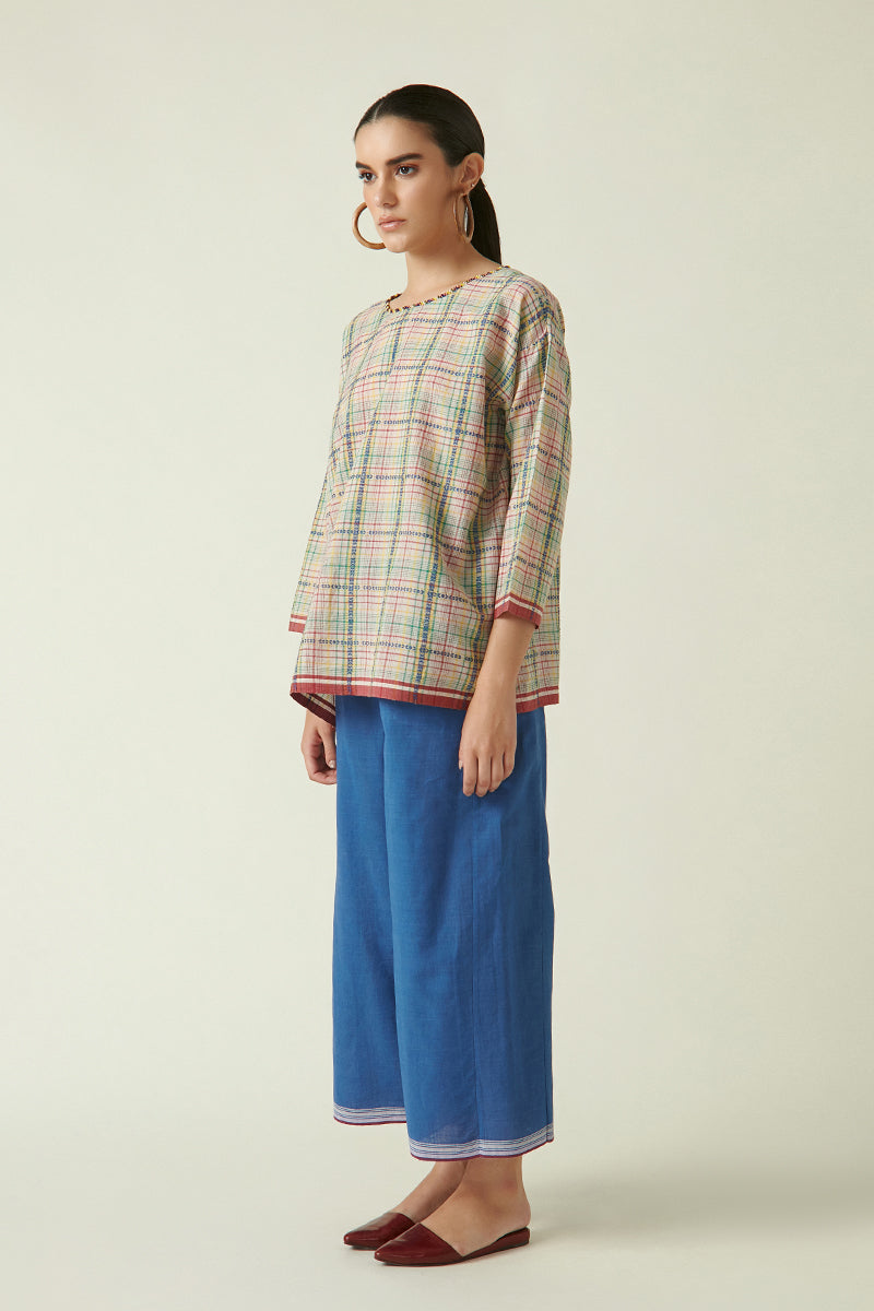 PYRUS TOP