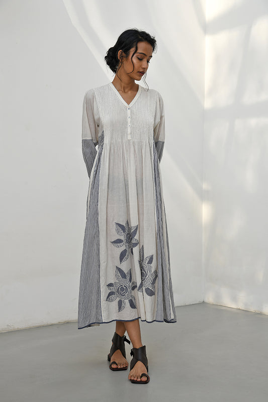 LESVOS HANDLOOM APPLIUE TUNIC