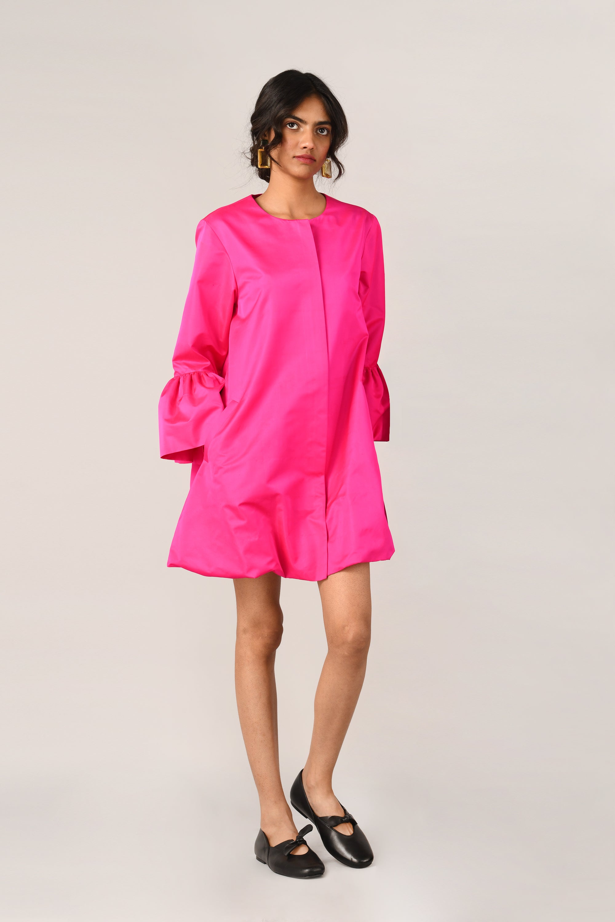 Rugosa Twisted Hem Zipper Dress