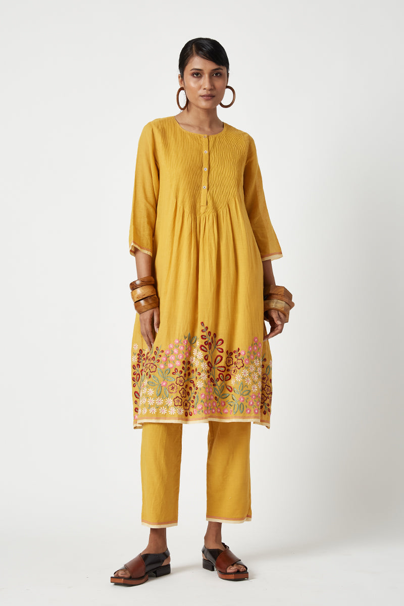 Sedum Embroidered Kurta Set