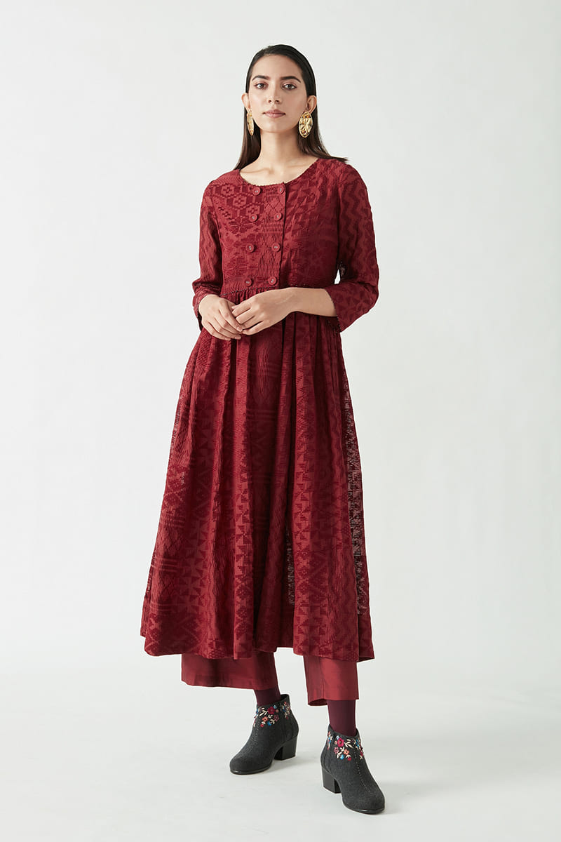 MACEO EMBROIDERED KURTA SET