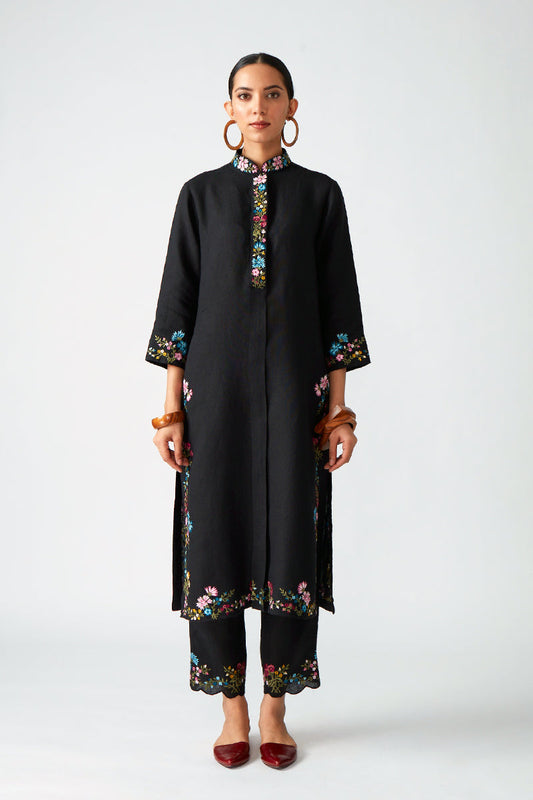 MOAREA EMBROIDERED KURTA PANT SET (2PCS)