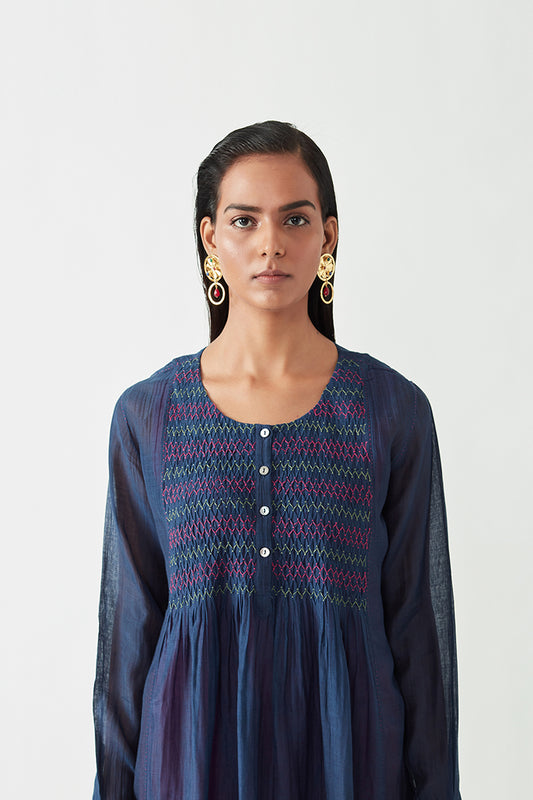 LUBNA DANGLE EARRINGS