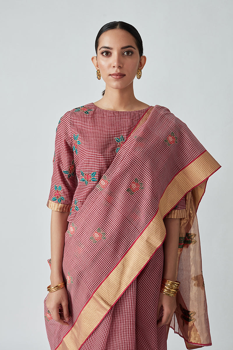 Rose gingham check saree