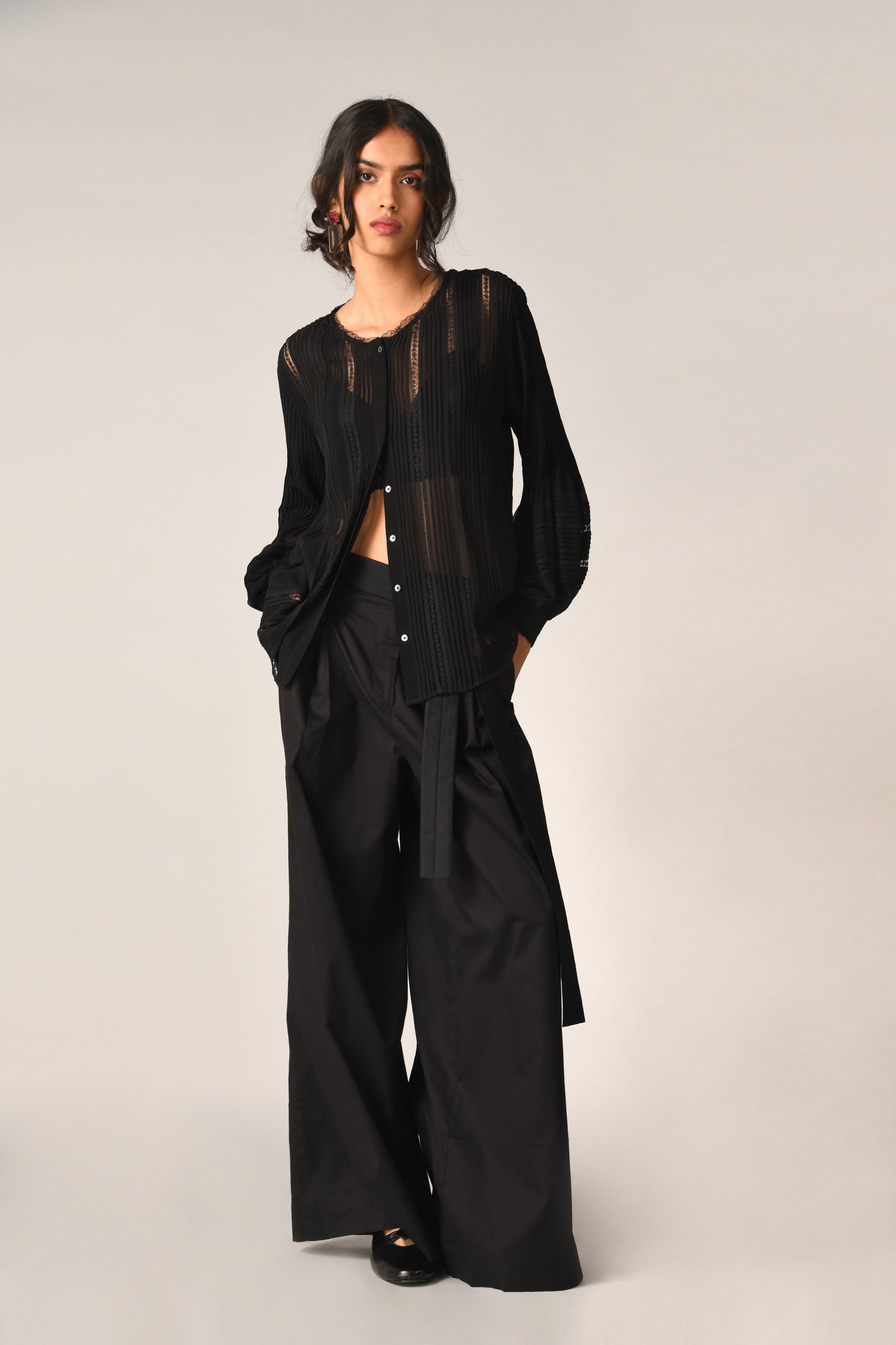 BOSCOBEL FRONT OPEN LACE TOP