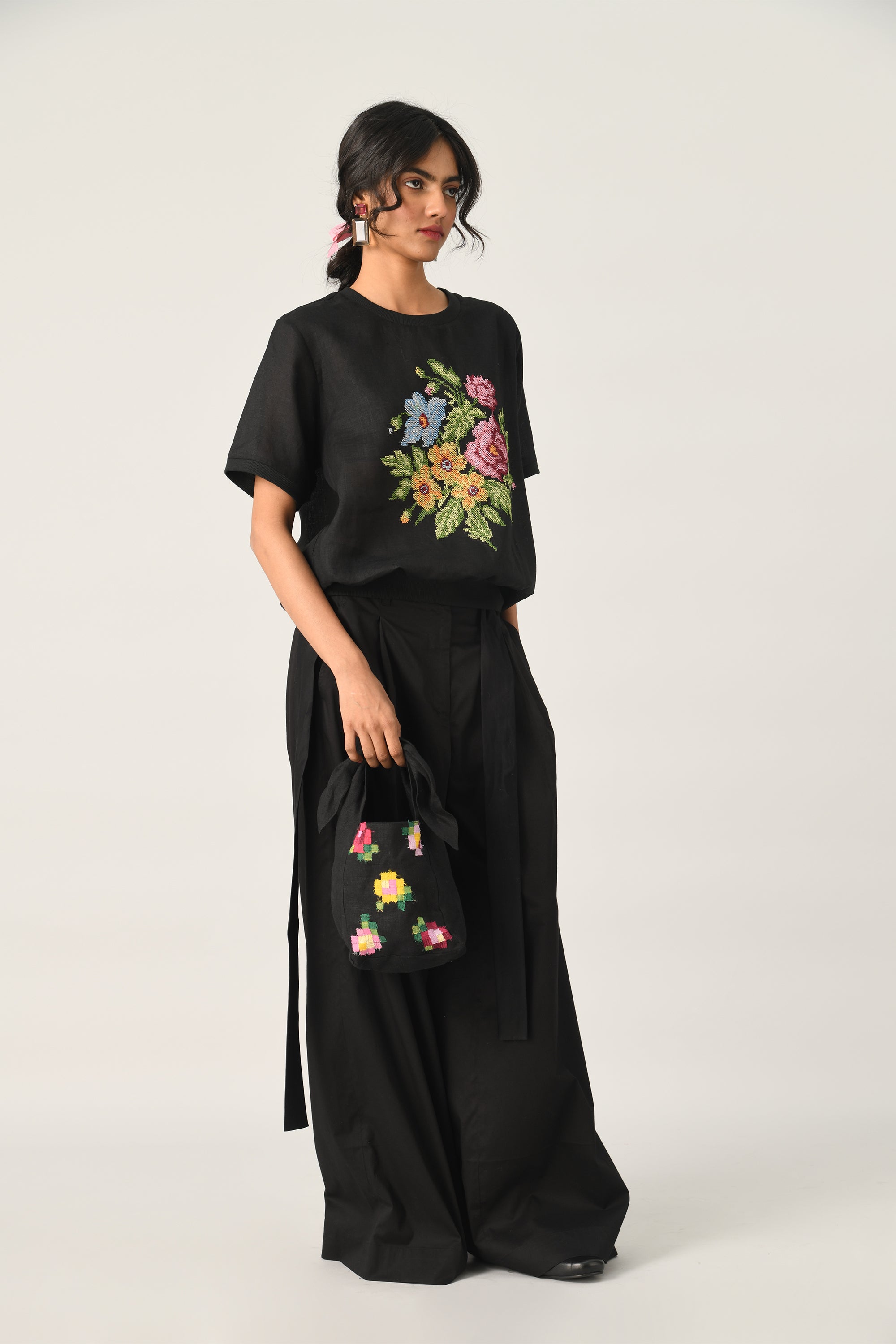 Ekstase Embroidered Top