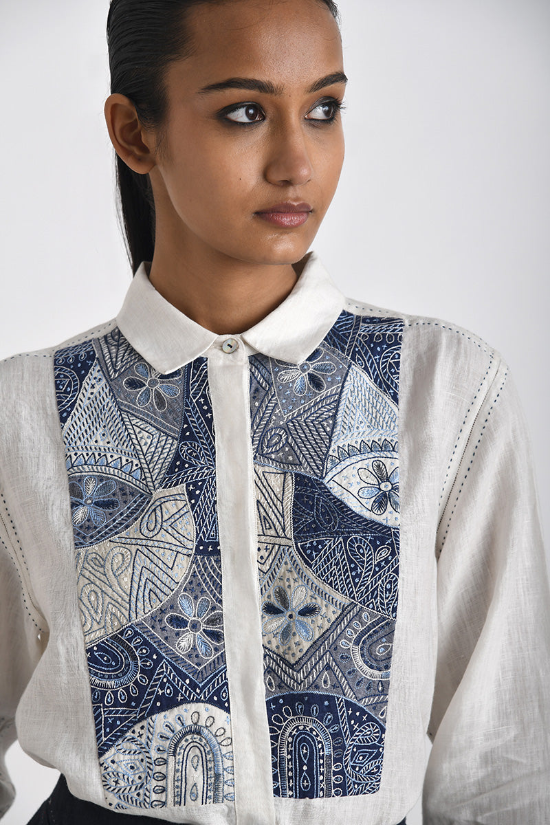 AGIOI EMBROIDERED YOKE SHIRT