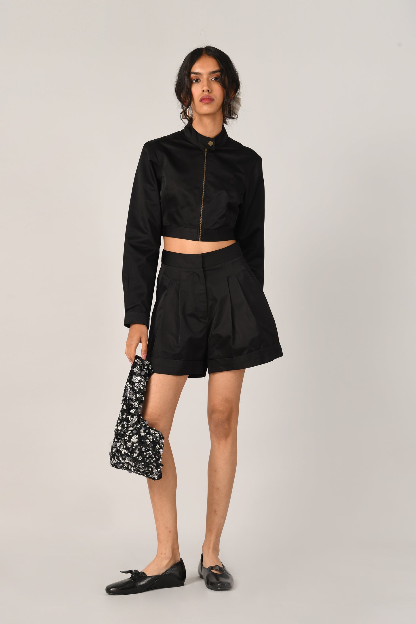 ODORATA PLEATED SHORTS