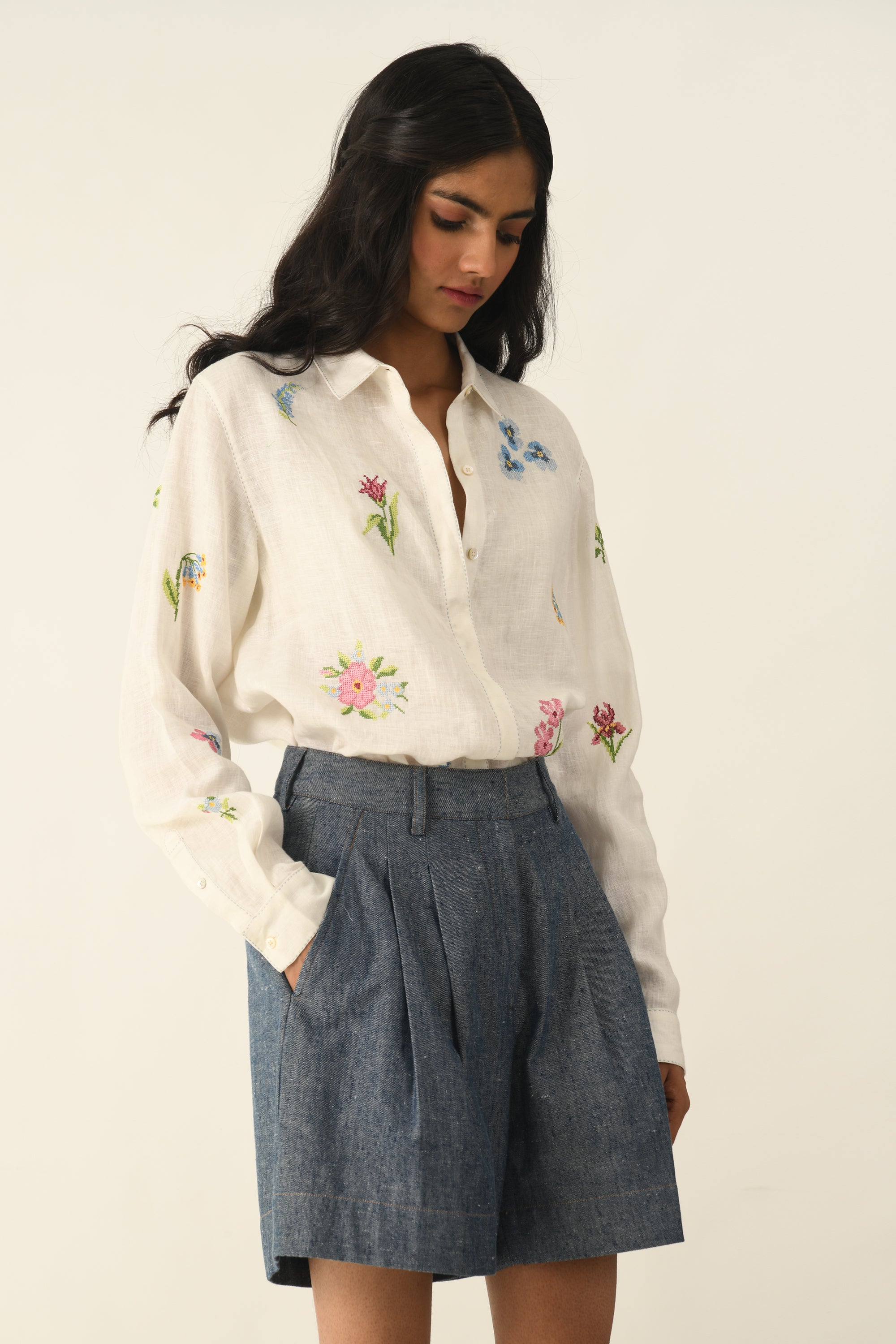 Uniflora Pleated Shorts