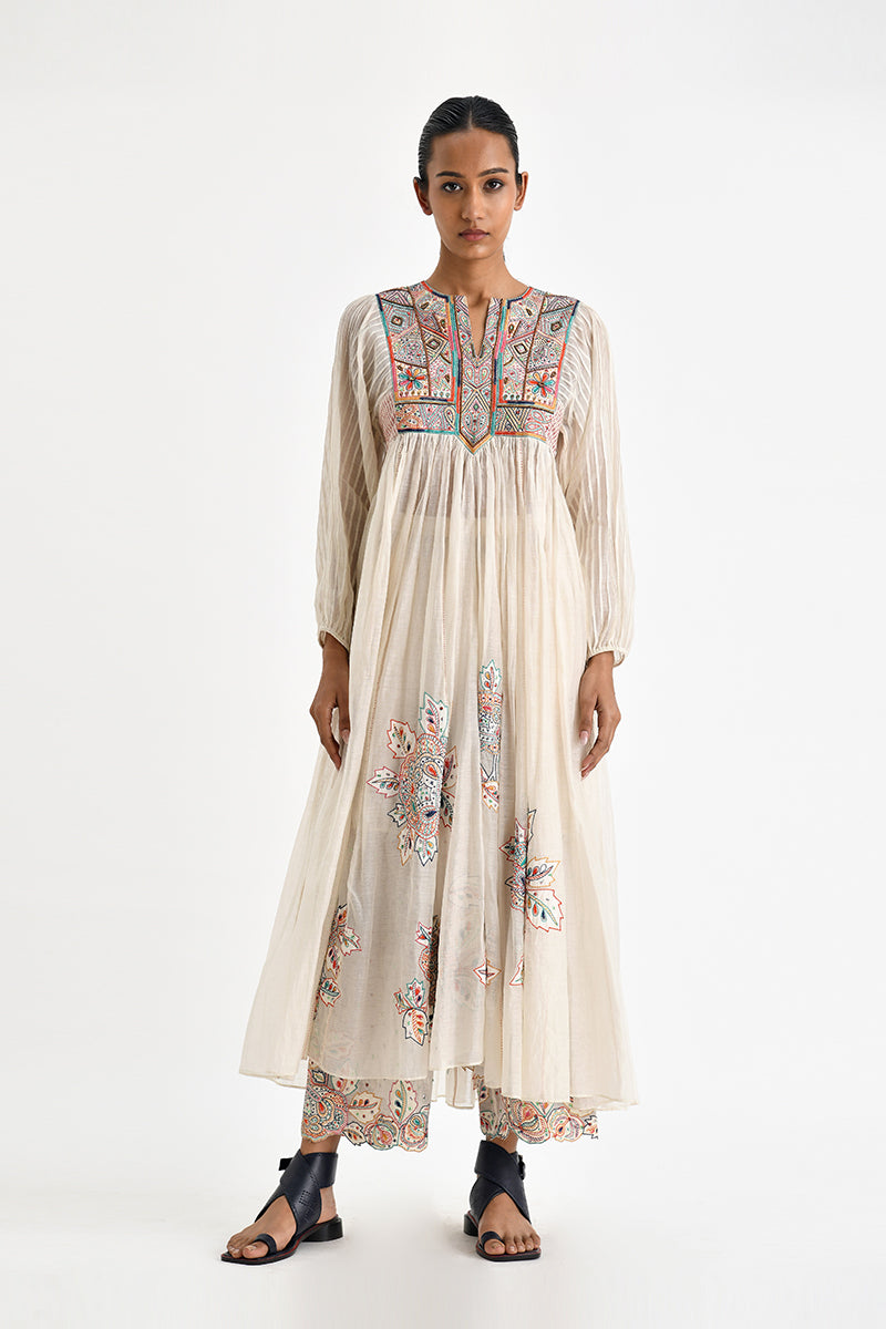 DIKELLA EMBROIDERED PLEATED TUNIC