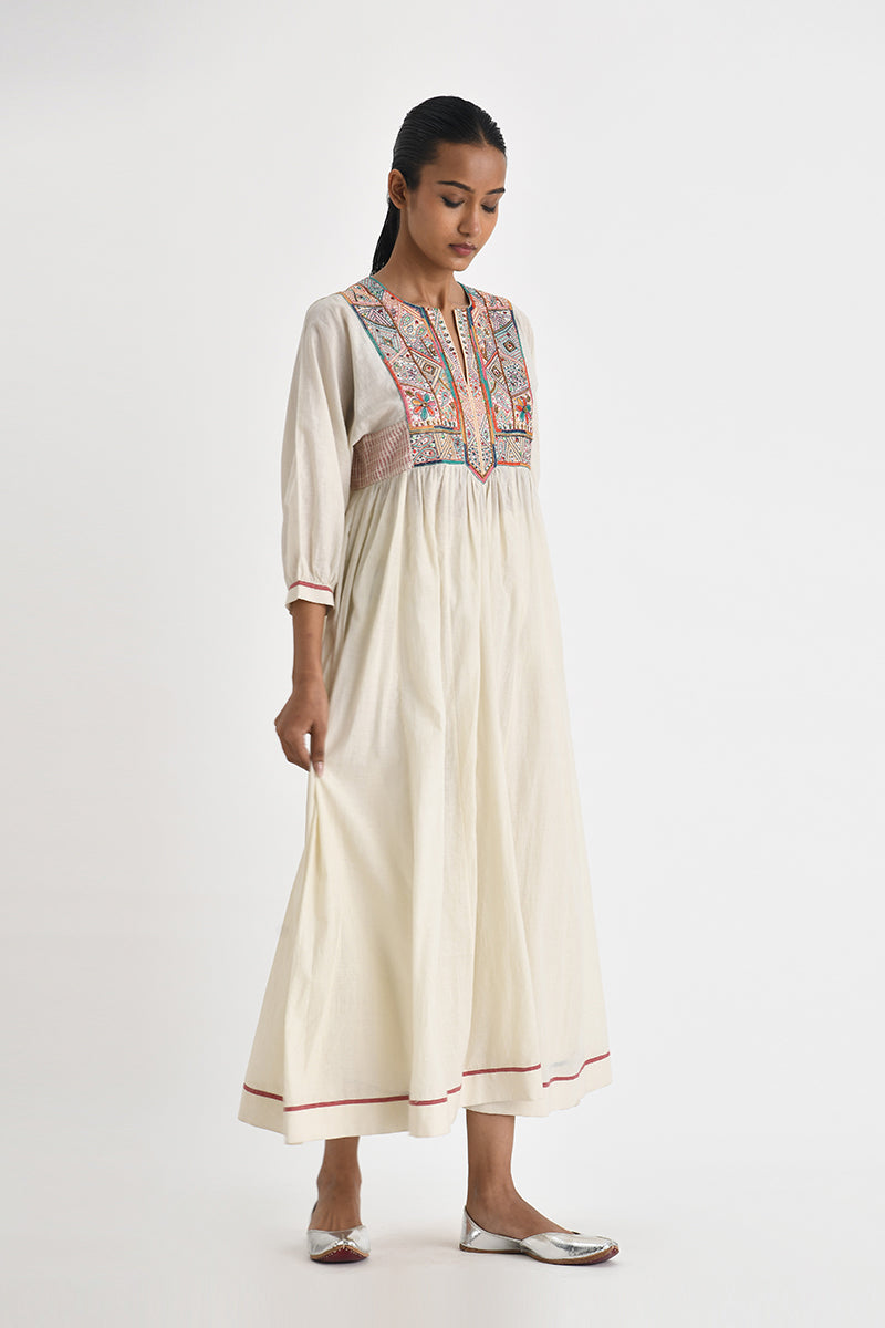 DAPHINI EMBROIDERED DRESS