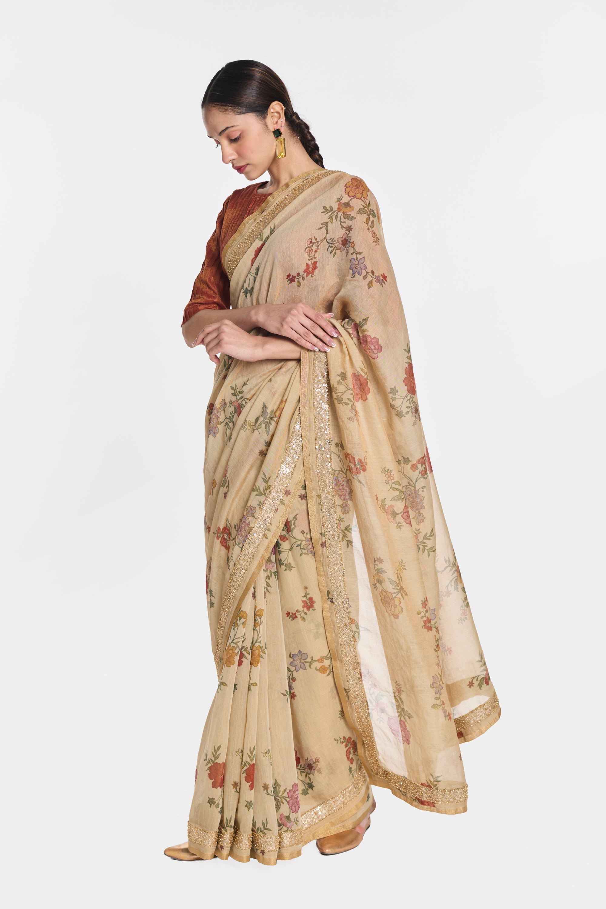 Kumudini Saree