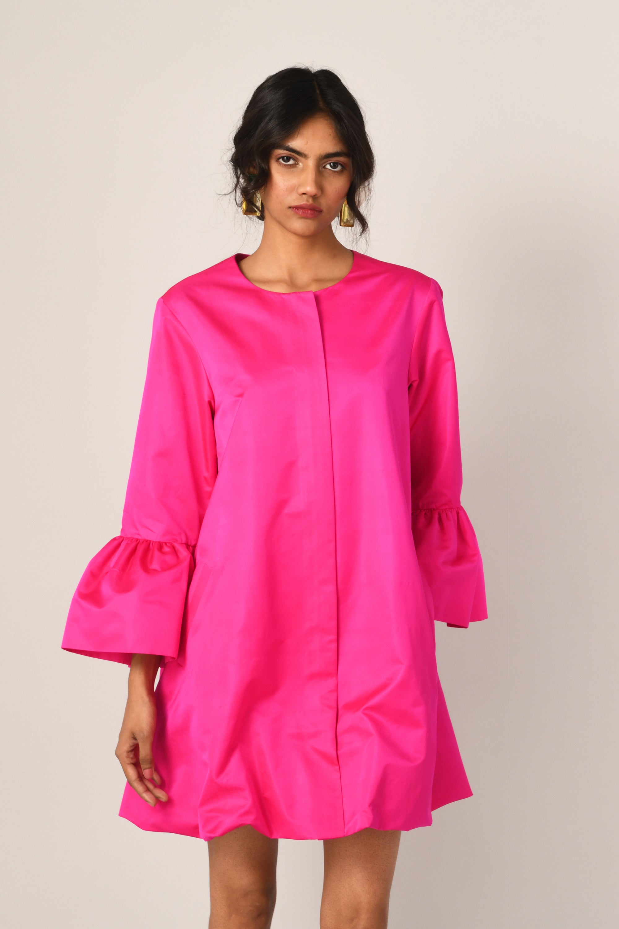 Rugosa Twisted Hem Zipper Dress