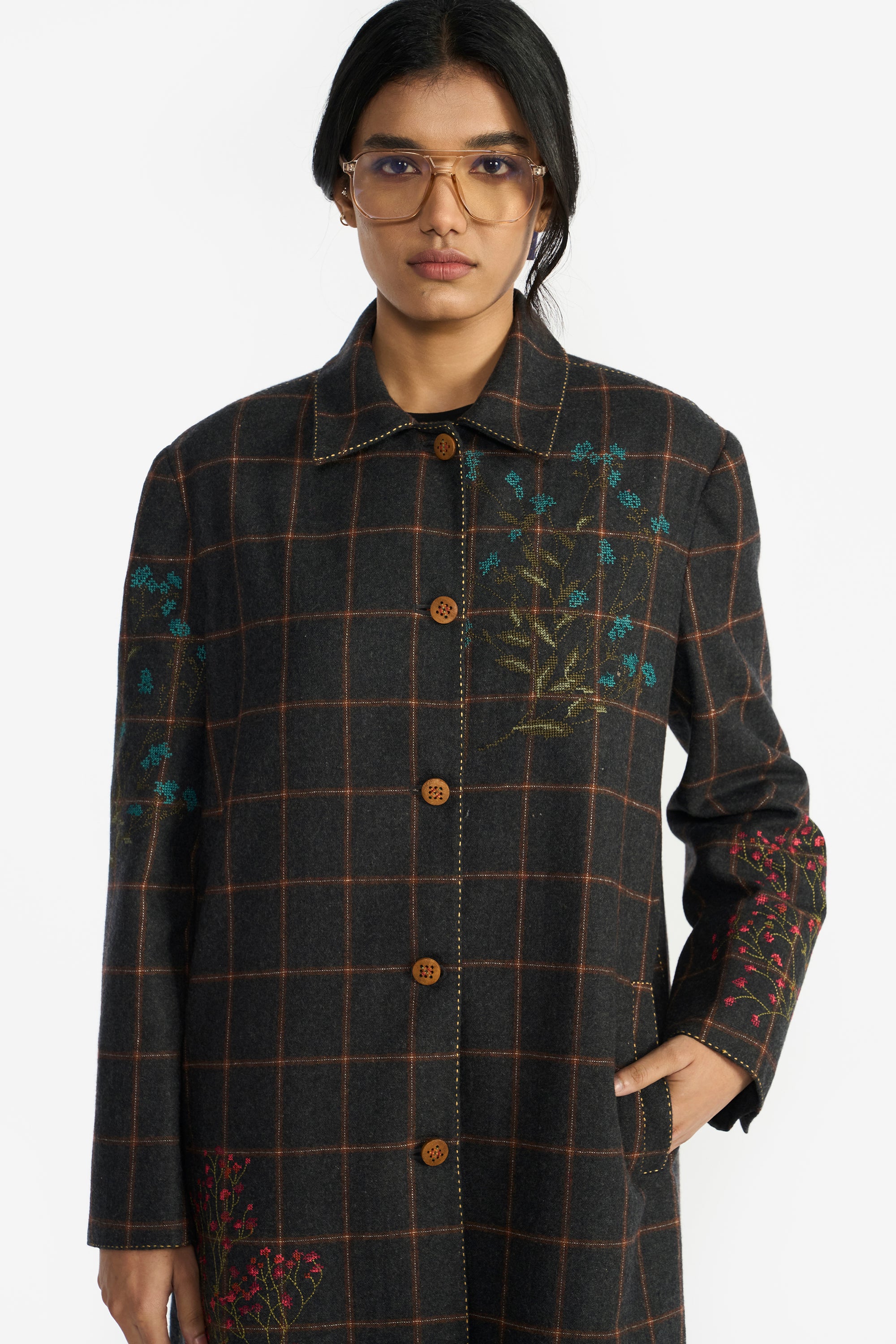 Clusiana Embroidered Long Jacket