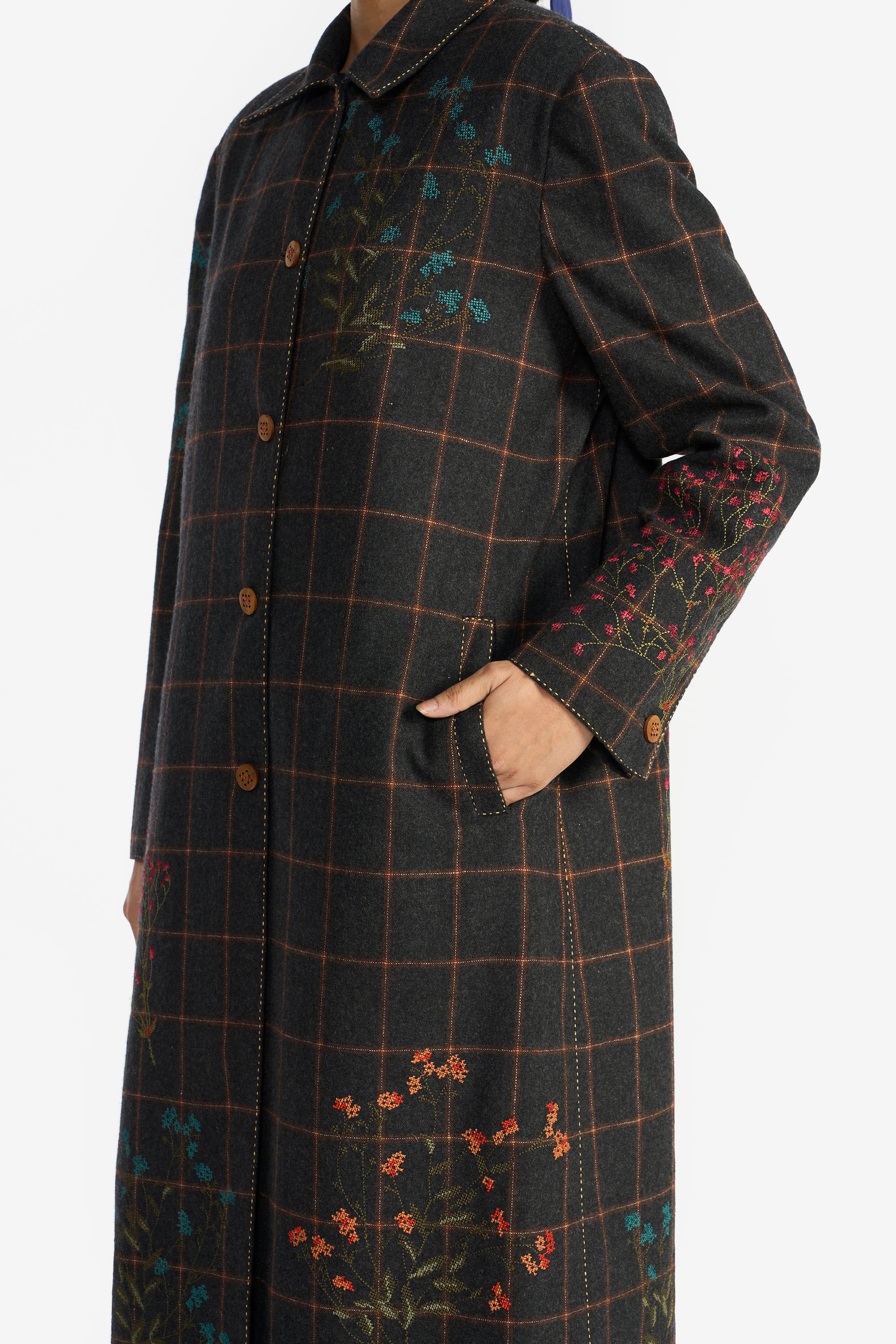 Clusiana Embroidered Long Jacket