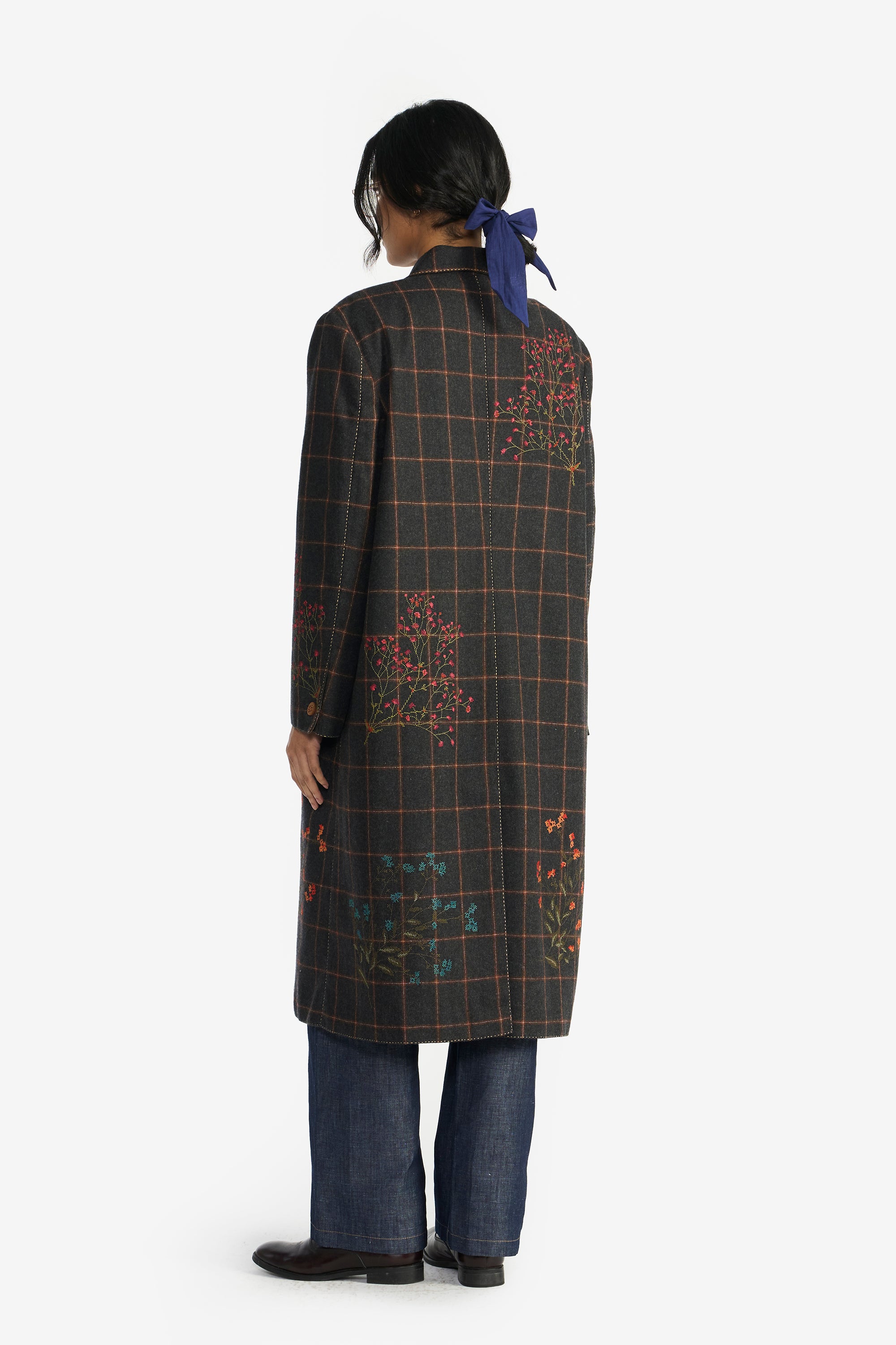 Clusiana Embroidered Long Jacket