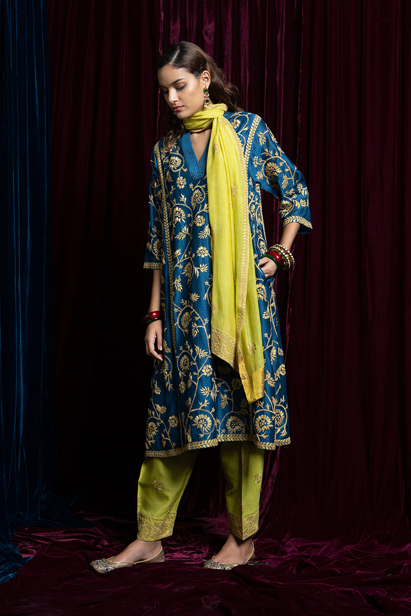 Zareen Kurta Set