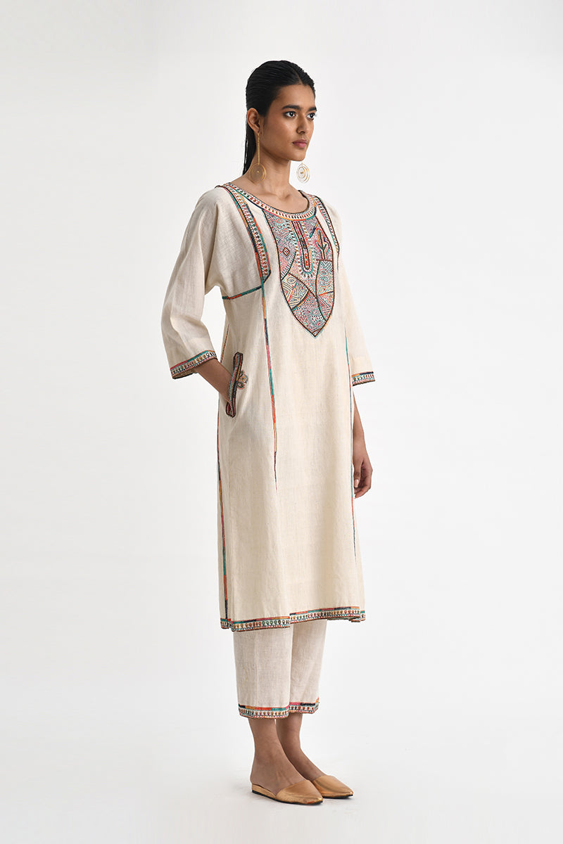 KASTRO EMBROIDERED YOKE  TUNIC WITH PANTS