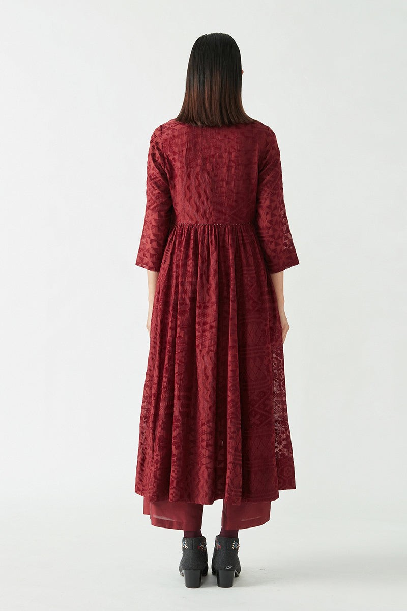 MACEO EMBROIDERED KURTA SET