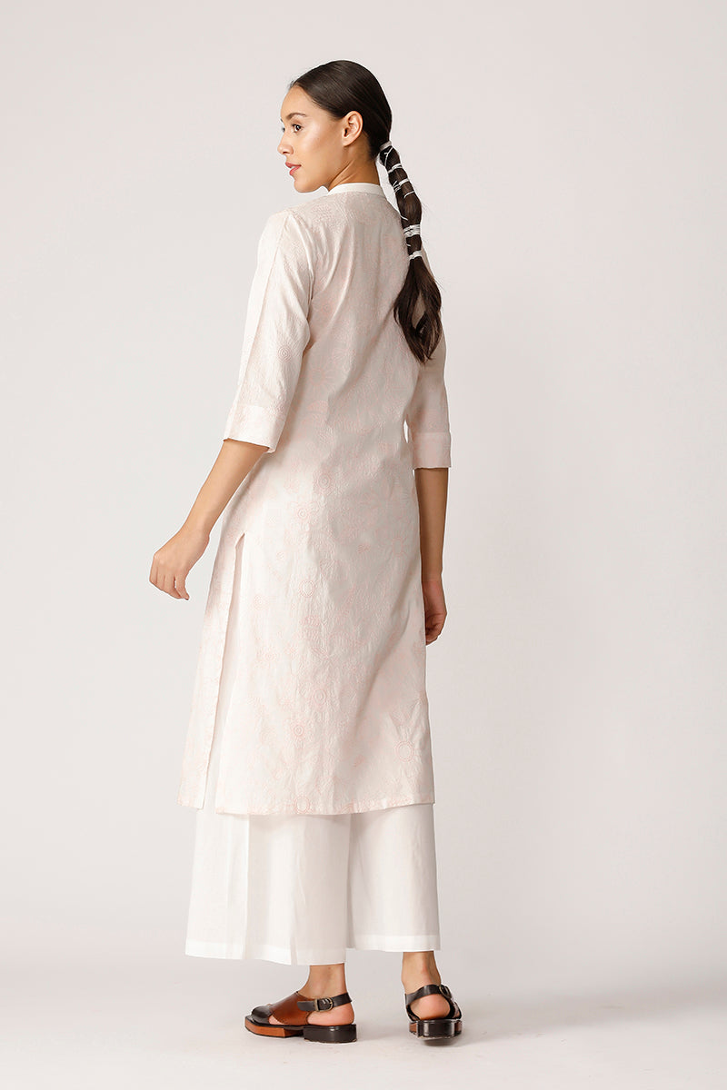Band collar embroidered tunic
