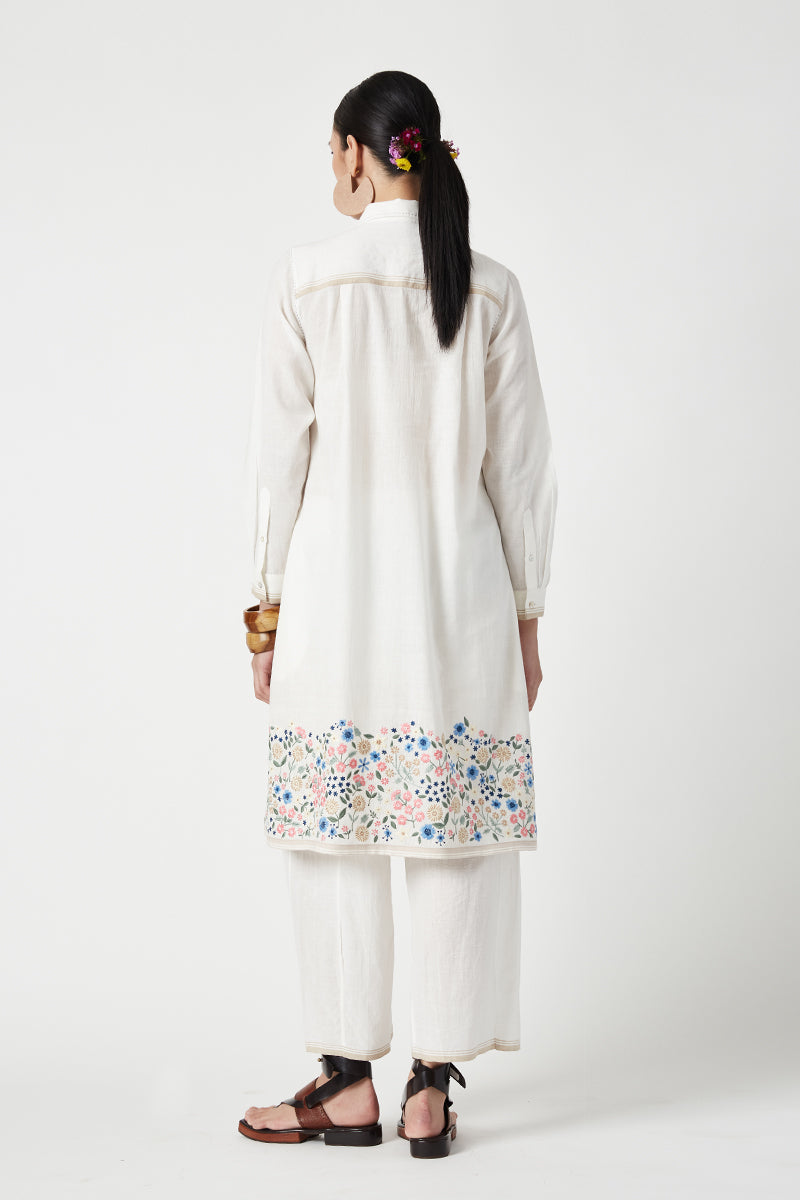 Lithica Embroidered Kurta Set (2Pcs)