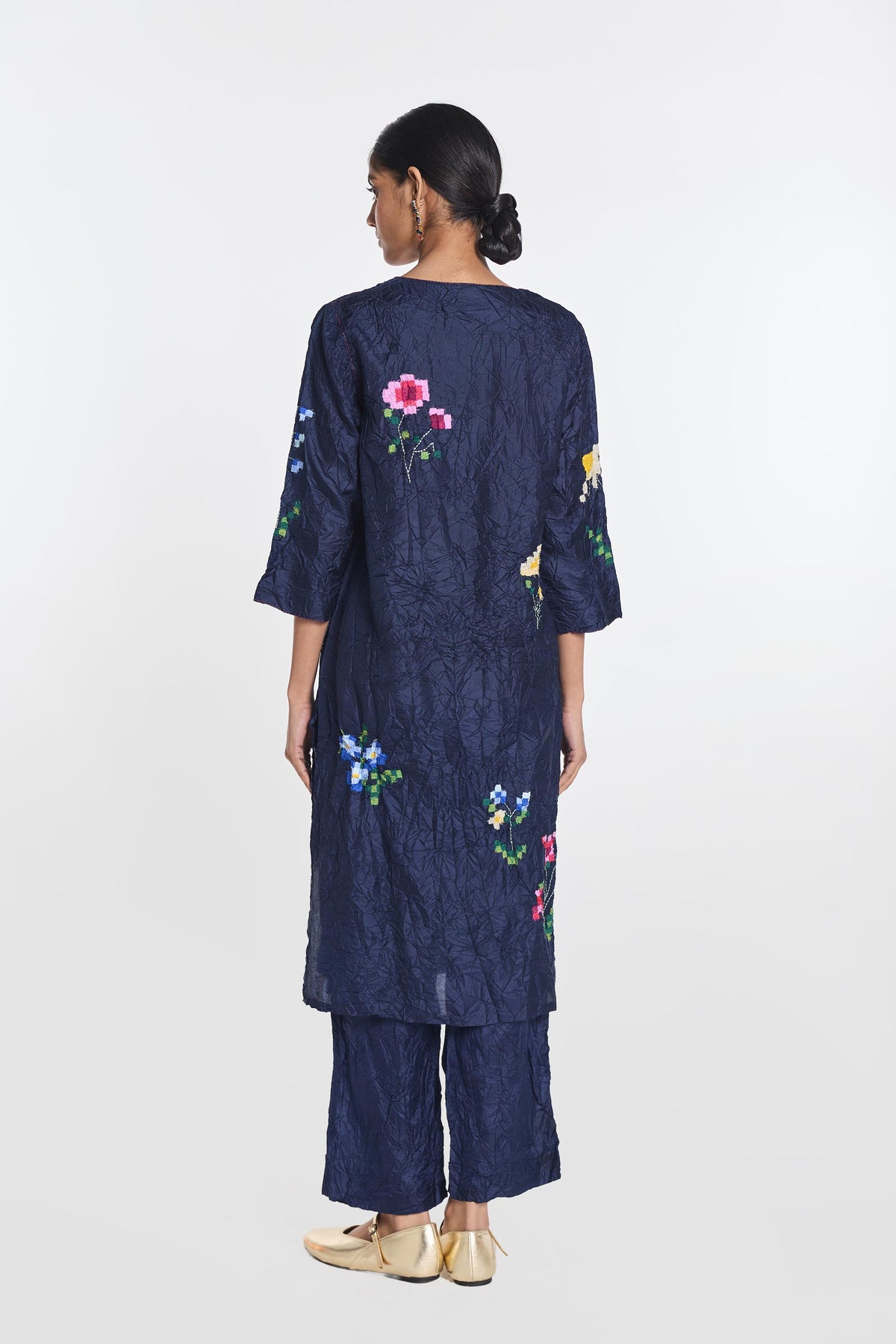 Zareen Kurta Set