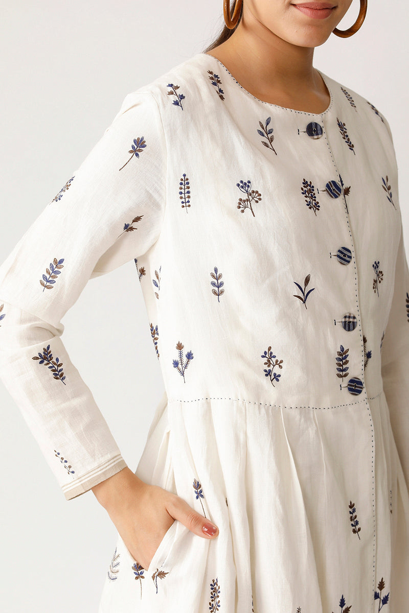 CHORUS EMBROIDERY TUNIC