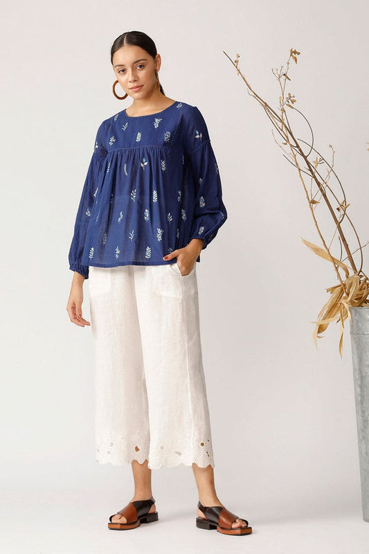 ITALO EMBROIDERY TOP