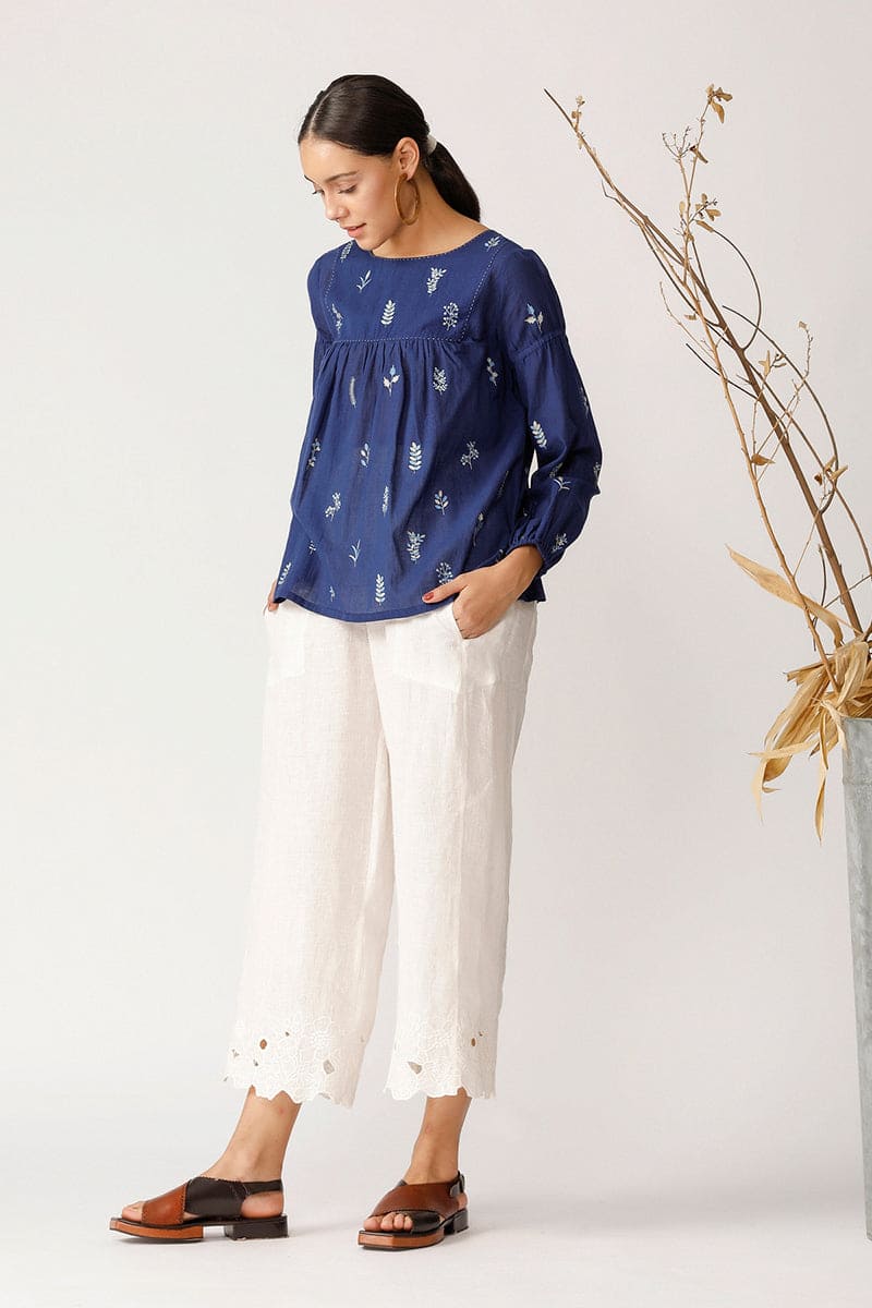 ITALO EMBROIDERY TOP