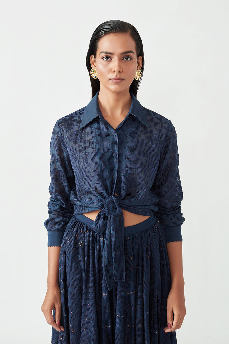 TIFFINEY EMBROIDERED TOP