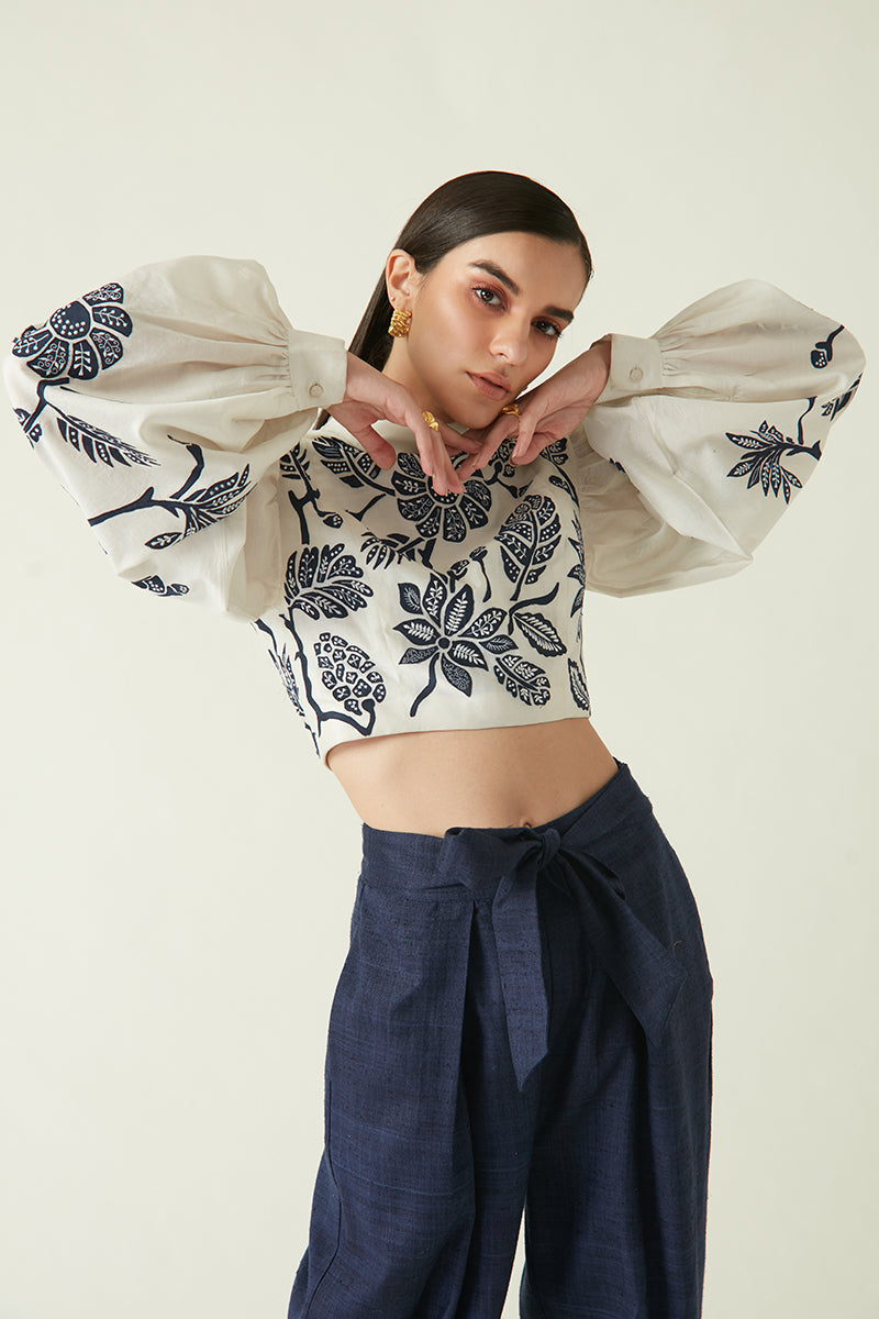 WETAR EMBROIDERED TOP